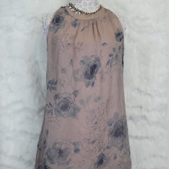 H Trend Dresses & Skirts - Beautiful Flowing 100% Silk Dress made in Italy
